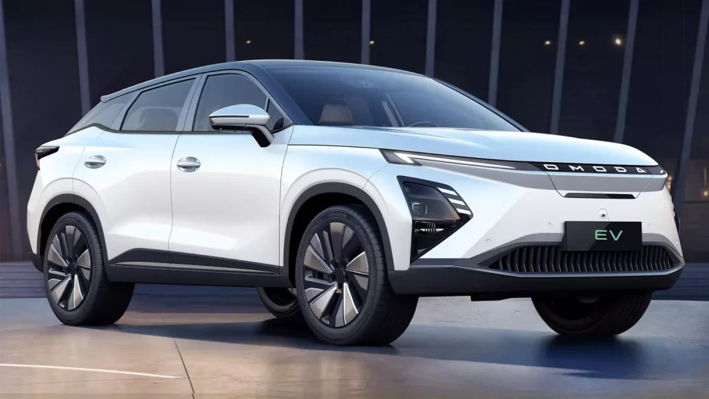 2023 Omoda 5 EV. Imagen delantera.