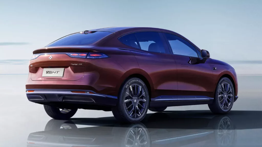 2023 GAC Aion Hyper HT. Imagen trasera.