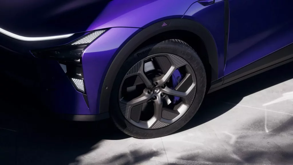 Jiyue 01: Geely y Baidu lanzan un duro rival para el Tesla Model Y 12 Motor16 2023 Geely Jiyue 01 EV 7 Motor16
