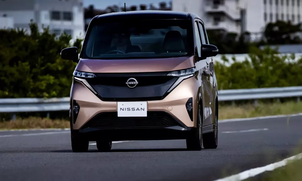 2023 Nissan Sakura 5 Motor16