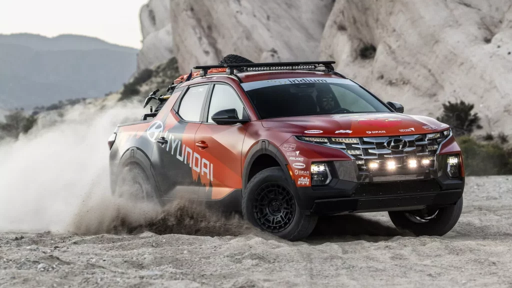 El Hyundai Santa Cruz se enfrenta al Rebelle Rally 1 Motor16 2023 Hyundai Santa Cruz Rebelle Rally. Imagen movimiento.