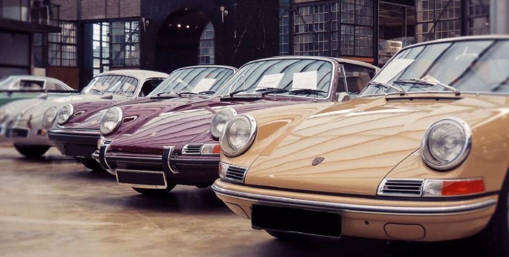2023 cnmc coche historico 1 Motor16