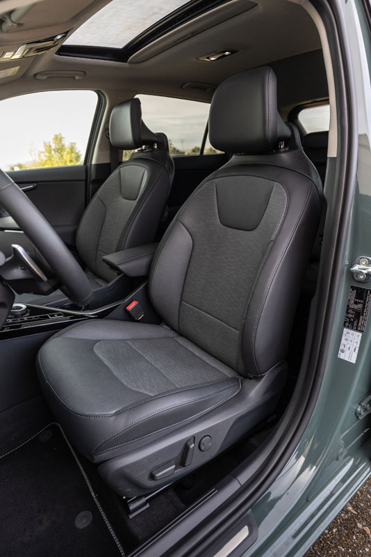 Probamos el Kia Niro PHEV Emotion: En el centro se encuentra el equilibrio 22 Motor16 2023 kia niro phev prueba 13 Motor16
