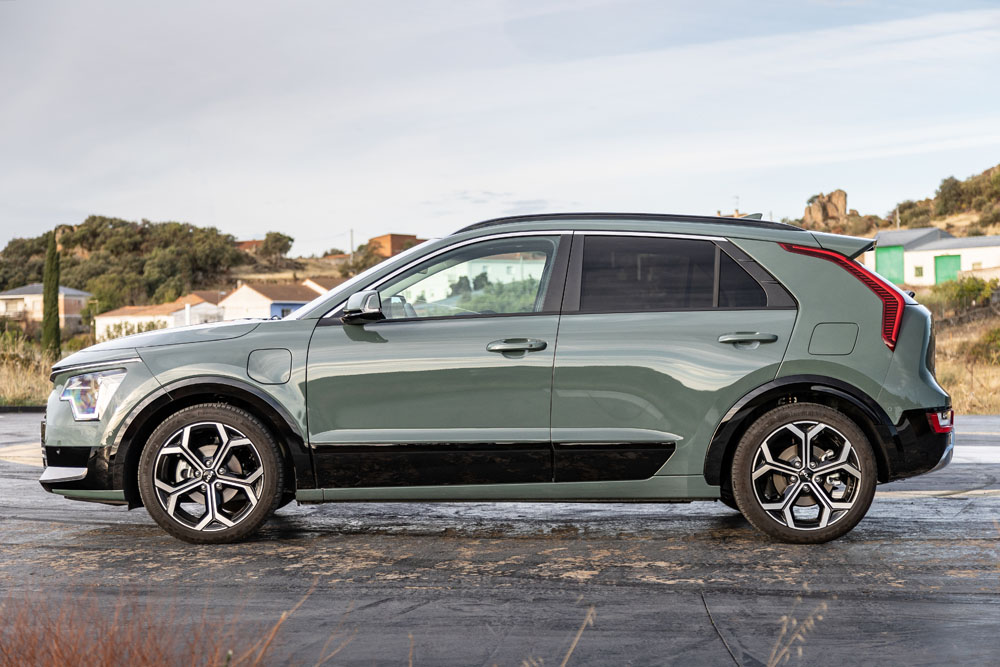 Probamos el Kia Niro PHEV Emotion: En el centro se encuentra el equilibrio 9 Motor16 2023 kia niro phev prueba 8 Motor16