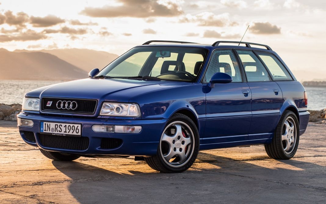 7. Audi RS2 Avant