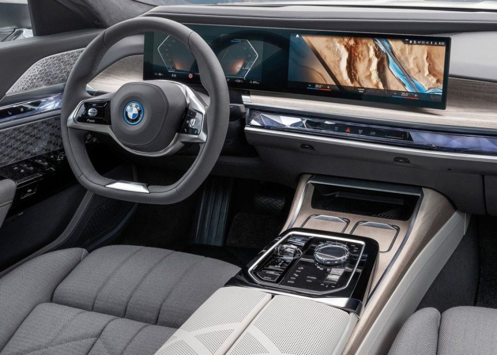 BMW I7 4 Motor16
