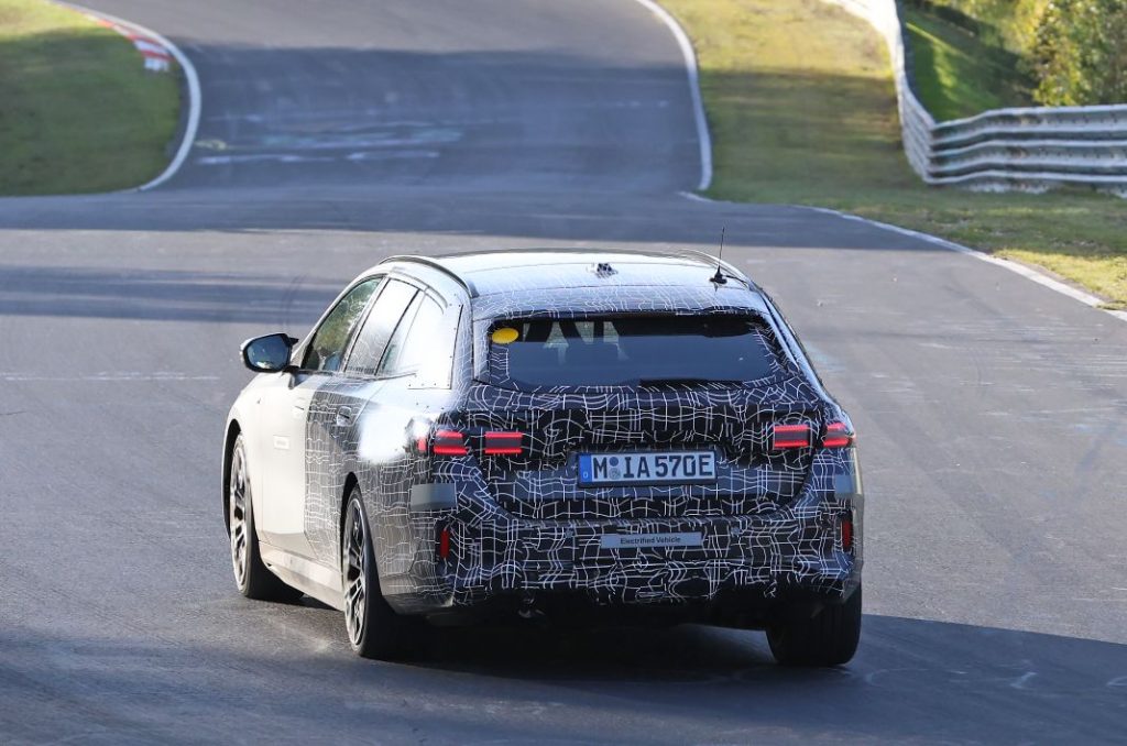 BMW i5 Touring 15 Motor16