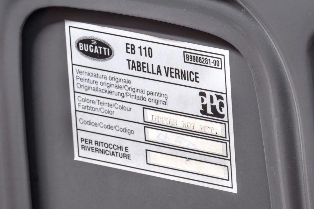Este Bugatti EB110 GT sale a subasta con 7.000 kilómetros 27 Motor16 Bugatti EB 110 28 Motor16