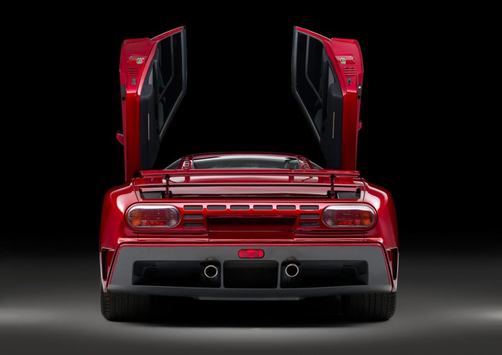 Este Bugatti EB110 GT sale a subasta con 7.000 kilómetros 2 Motor16 Bugatti EB110