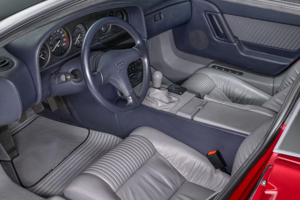 Este Bugatti EB110 GT sale a subasta con 7.000 kilómetros 10 Motor16 Bugatti EB 110 8 Motor16