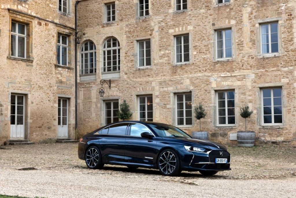 Probamos el DS 9 Esprit de Voyage, un viajero eficiente y lujoso 5 Motor16 DS 9 ESPRIT DE VOYAGE 34 Motor16