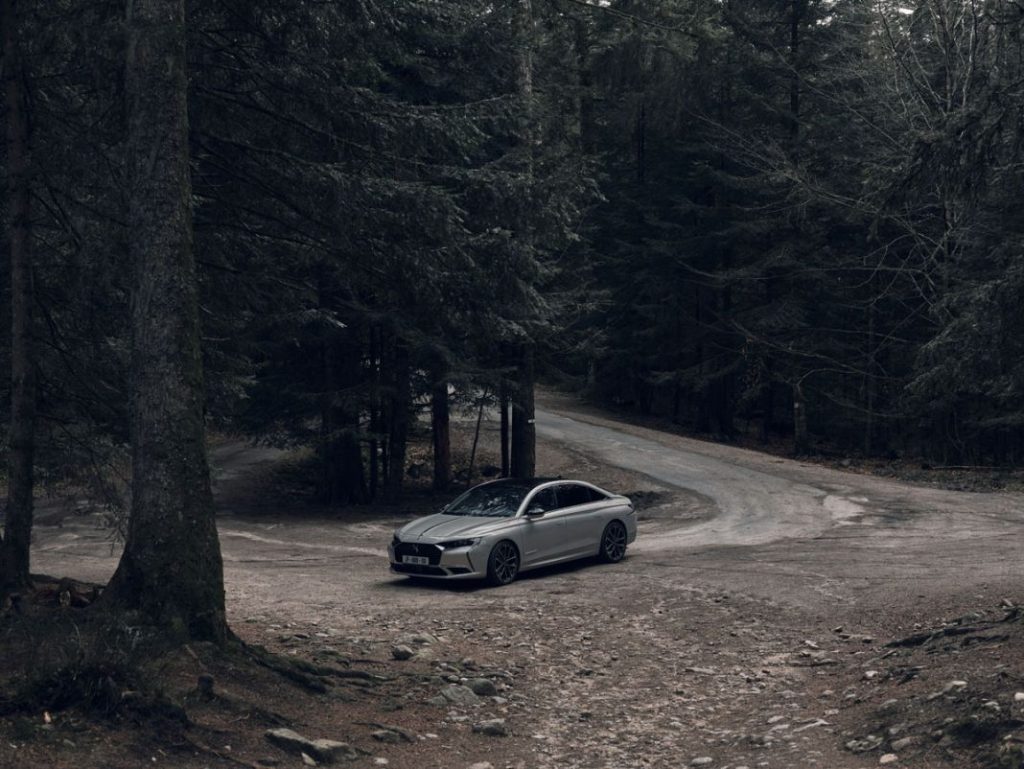 Probamos el DS 9 Esprit de Voyage, un viajero eficiente y lujoso 12 Motor16 DS 9 M.Y. 23 ESPRIT DE VOYAGE 46 Motor16