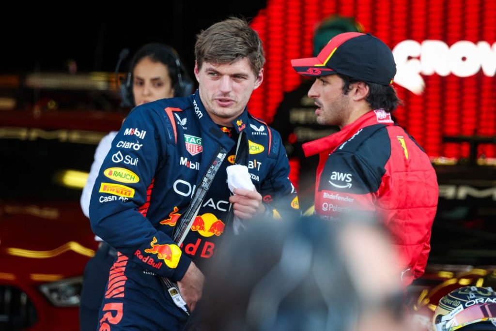 EuropaPress 5541028 verstappen max ned red bull racing rb19 sainz carlos spa scuderia ferrari Motor16