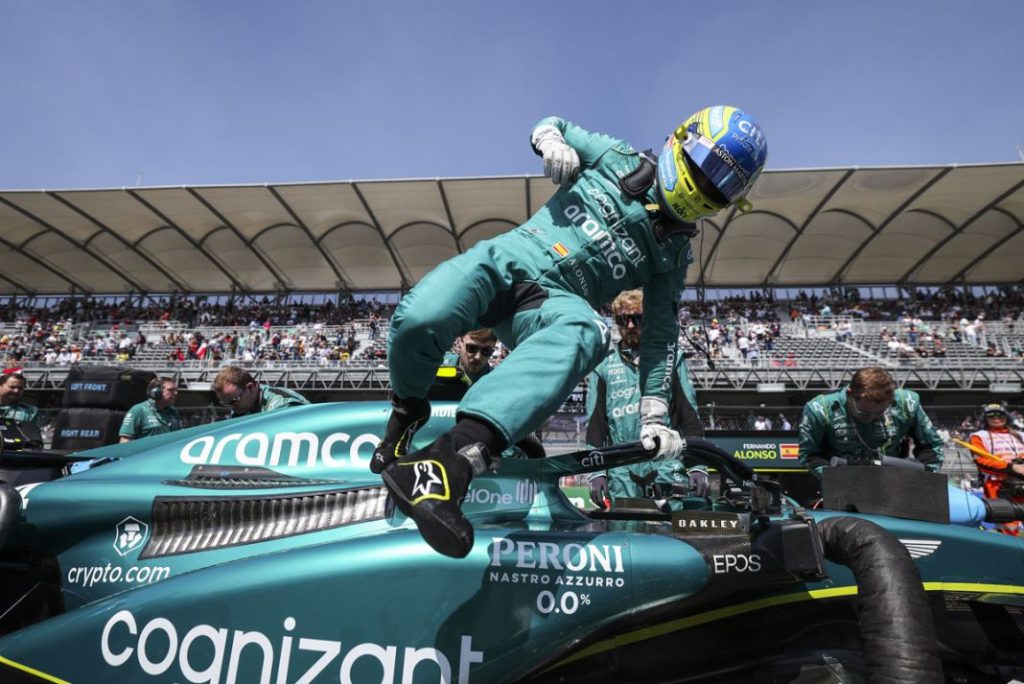 EuropaPress 5542874 alonso fernando spa aston martin f1 team amr23 portrait starting grid Motor16