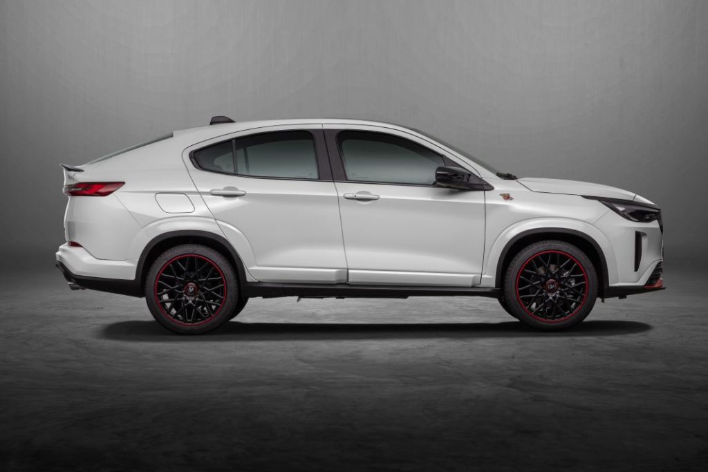 Fastback Abarth: El SUV coupé para Brasil que quería ser un BMW X4M 4 Motor16 Fastback Abarth (8)