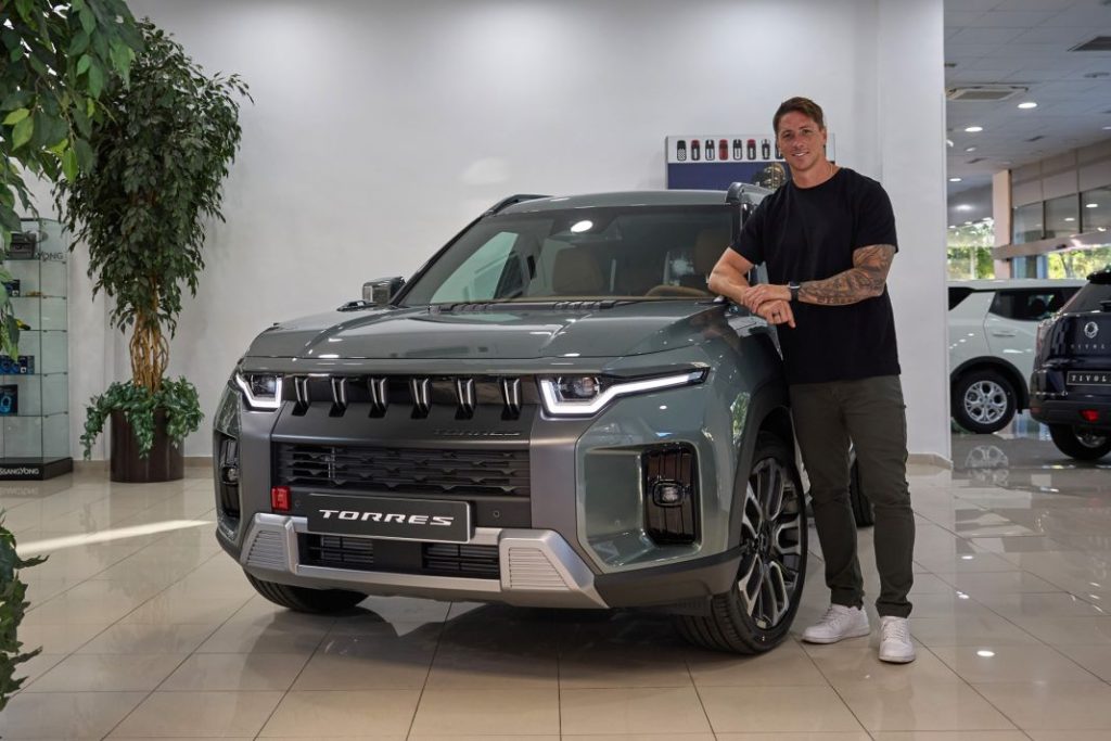 Fernando Torres tiene nuevo coche: y lleva su nombre 1 Motor16 Fernando Torres SsangYong Torres1 Motor16