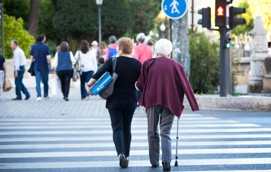 Geriatricarea Manual DGT de seguridad vial de los mayores Motor16