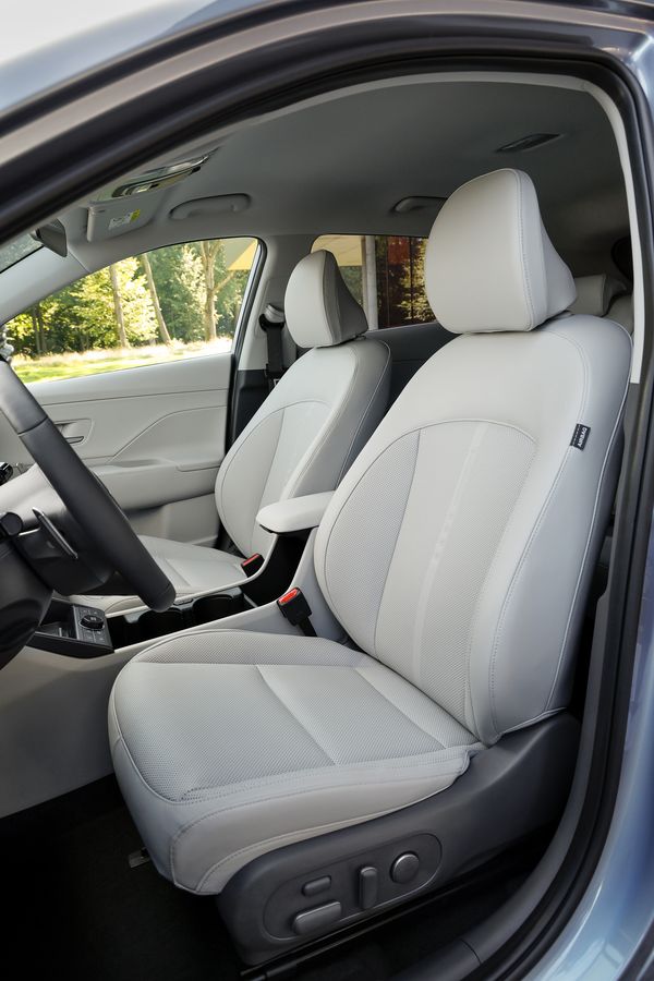 Probamos el Hyundai Kona EV: listo para popularizar la movilidad eléctrica 32 Motor16 HYUNDAI KONA ELECTRICO DETALLES 7 Motor16