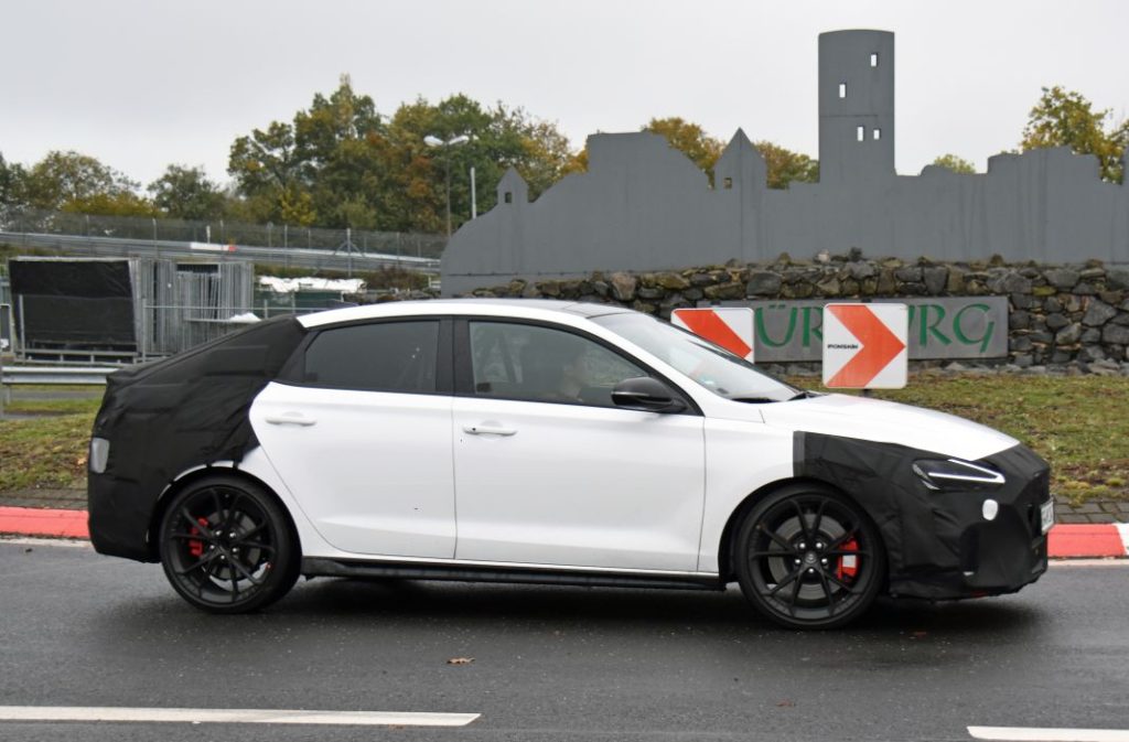 Fotos espía del Hyundai i30 N Fastback. El deportivo más práctico 1 Motor16 Hyundai i30 N Fastback 2024