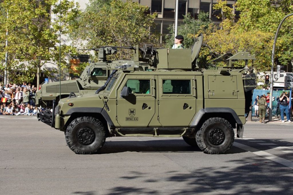 Iveco LMV Desfile terrestre del 12 de octubre 2022 6 Motor16