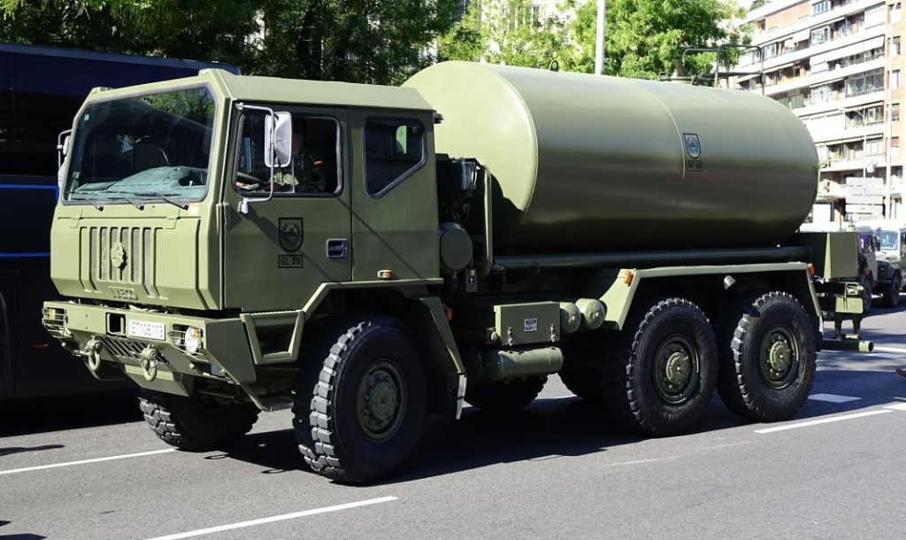 Iveco Pegaso M.250.37W aljibe Ejercito espanol Motor16