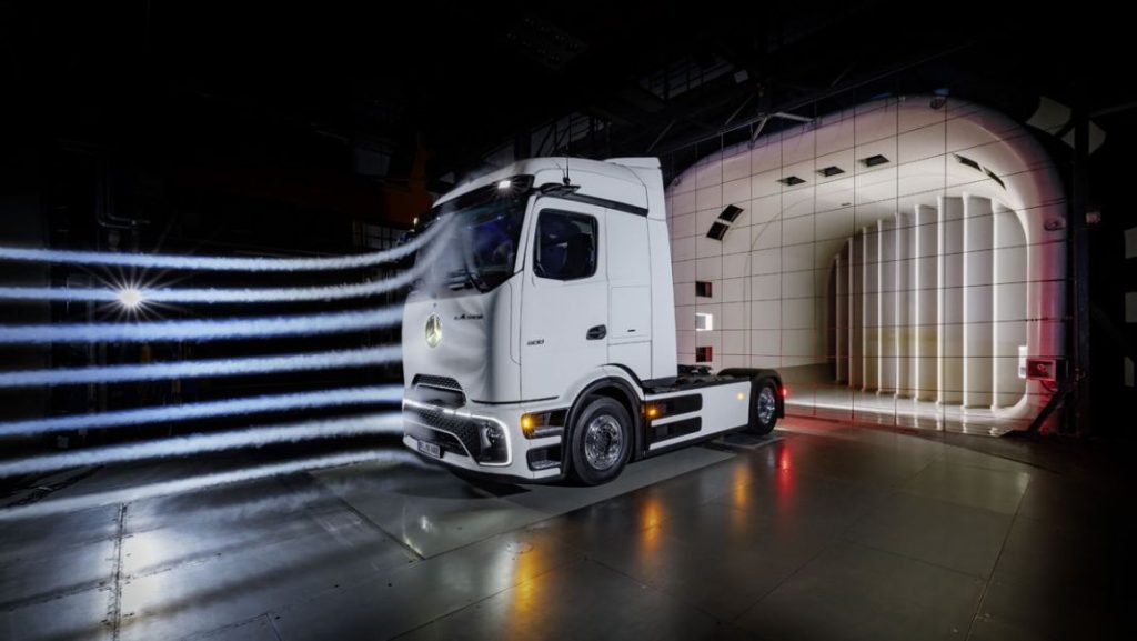 Mercedes-Benz eActros 600: el camión eléctrico con más de 500 kilómetros de autonomía 16 Motor16 MERCEDES EACTROS 600 14 Motor16
