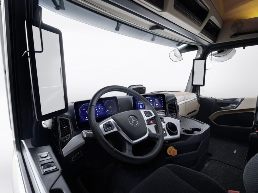 Mercedes-Benz eActros 600: el camión eléctrico con más de 500 kilómetros de autonomía 17 Motor16 MERCEDES EACTROS 600 15 Motor16