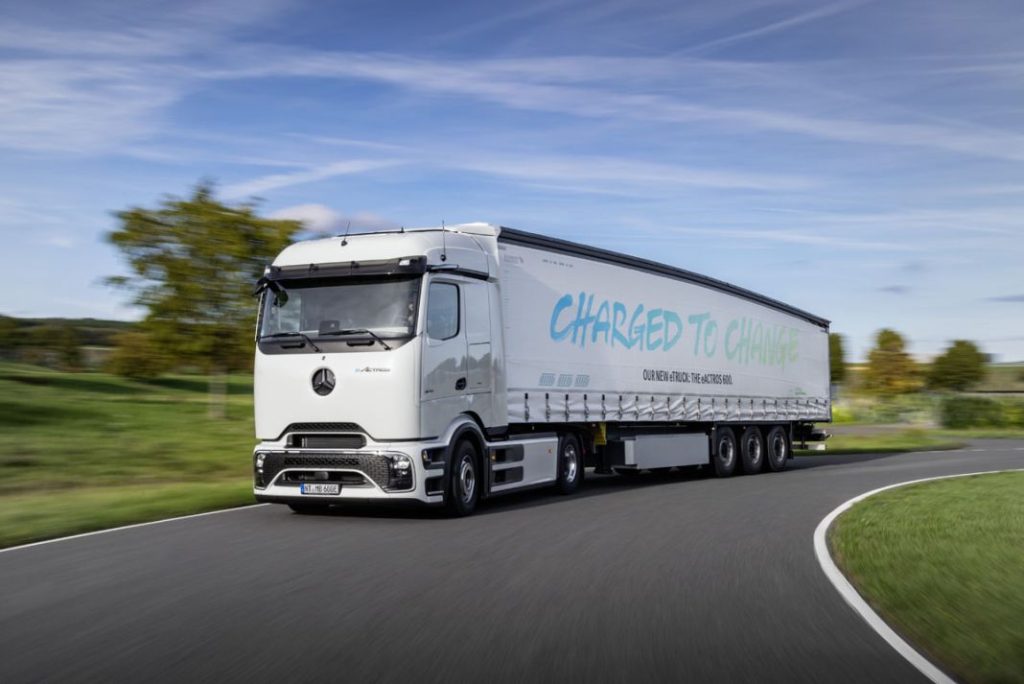 Mercedes-Benz eActros 600: el camión eléctrico con más de 500 kilómetros de autonomía 5 Motor16 MERCEDES EACTROS 600 3 Motor16