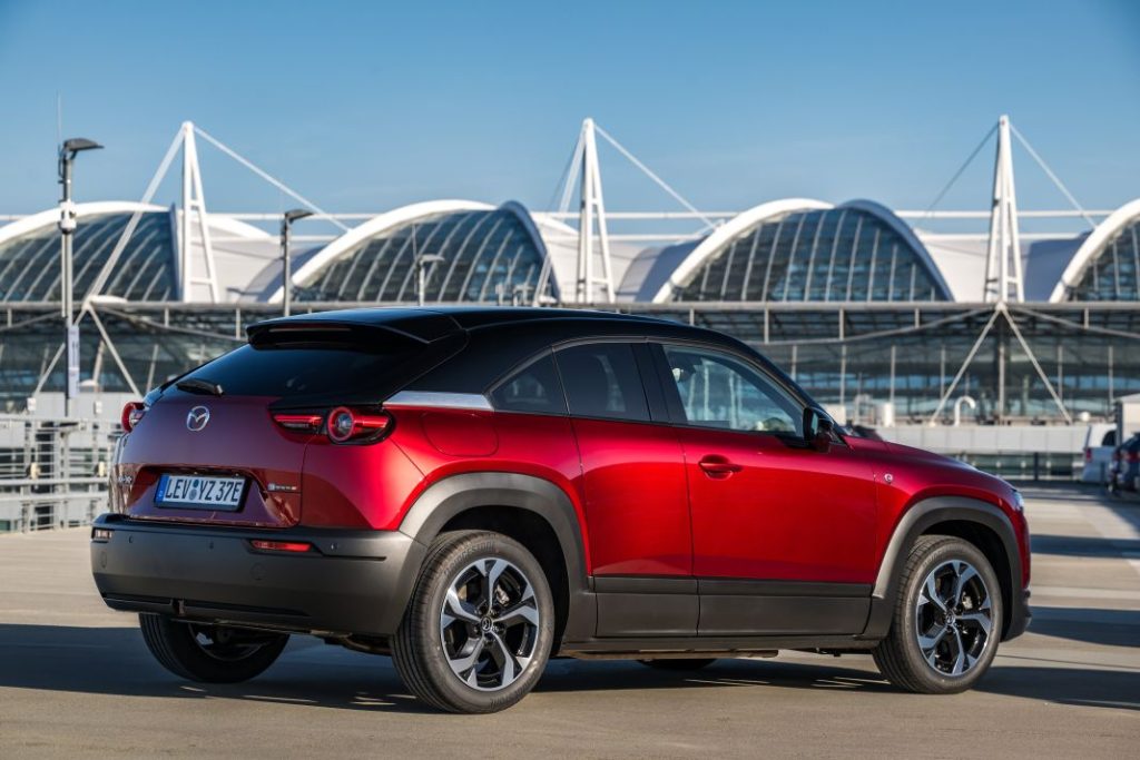 Primera prueba del Mazda MX-30 R-EV. Lo mejor de dos mundos 11 Motor16 Mazda MX 30 R EV 16 Motor16