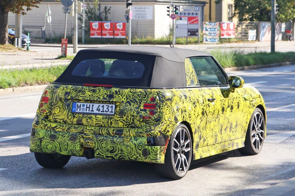 Fotos espía del Mini Cooper Cabrio 2024… con sorpresa 22 Motor16 Mini Cabrio 2024 28 Motor16