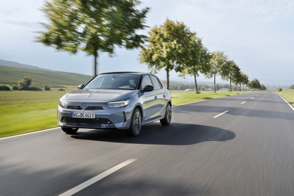 Primera prueba del Opel Corsa Electric. Para llegar aún más lejos 14 Motor16 Opel Corsa 2024 11 Motor16