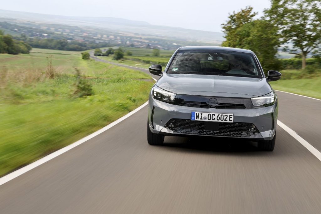 Primera prueba del Opel Corsa Electric. Para llegar aún más lejos 17 Motor16 Opel Corsa 2024 14 Motor16