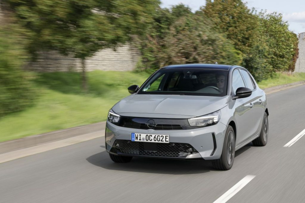 Primera prueba del Opel Corsa Electric. Para llegar aún más lejos 25 Motor16 Opel Corsa 2024 24 Motor16