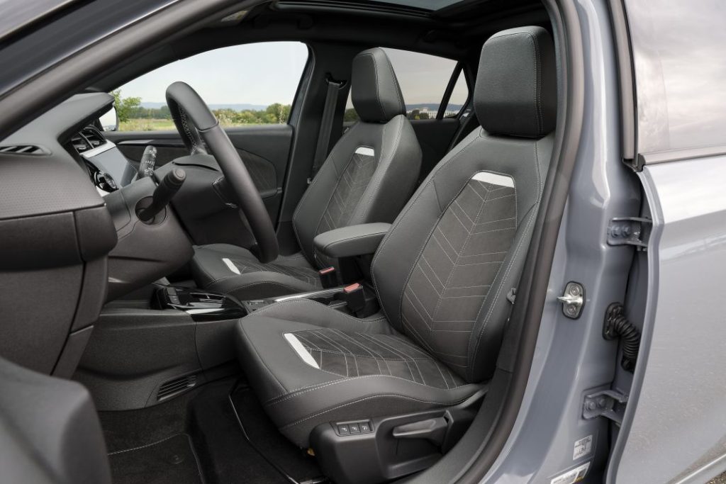 El nuevo Opel Corsa, listo para seguir triunfando 6 Motor16 Opel Corsa 2024 47 Motor16
