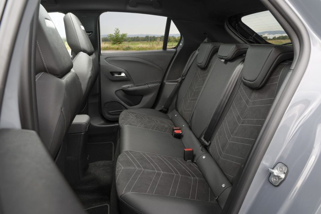 Primera prueba del Opel Corsa Electric. Para llegar aún más lejos 41 Motor16 Opel Corsa 2024 48 Motor16