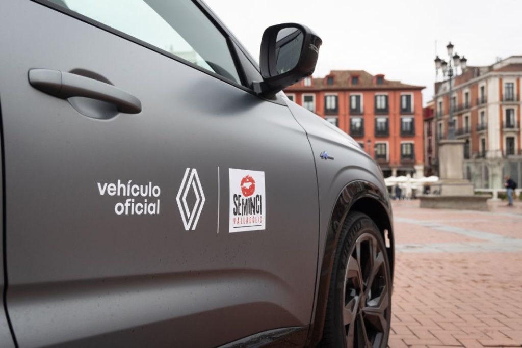 La marca Renault ha cedido un total de 23 coches a la organización de la Seminci.
