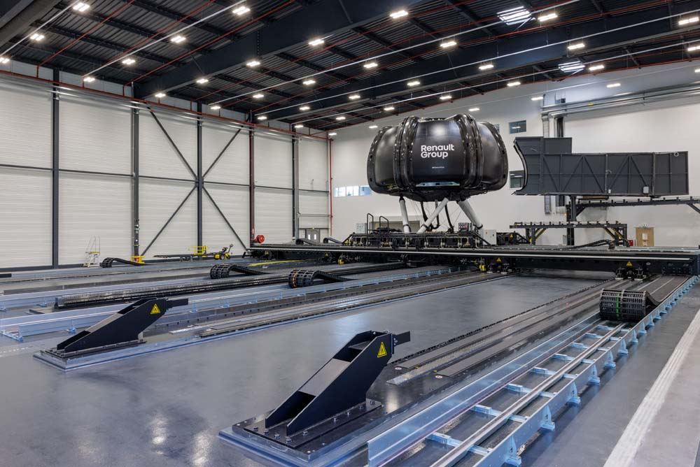 ROADS Renault Operational Advanced Driving Simulator 18 Motor16