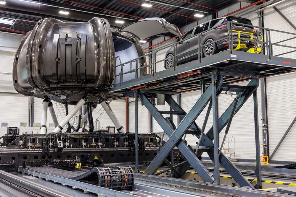 ROADS Renault Operational Advanced Driving Simulator 21 Motor16