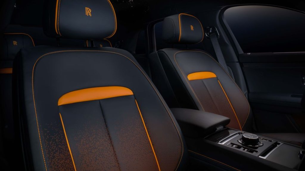 Rolls-Royce Ghost Black Badge Ékleipsis Private Collection: 25 ejemplares diseñados para eclipsarte 19 Motor16 Rolls Royce Black Badge Ghost Ekleipsis 15 Motor16