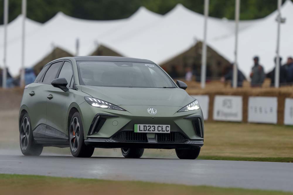 TheMG4XPOWERatGoodwoodFestivalofSpeed2023 Motor16