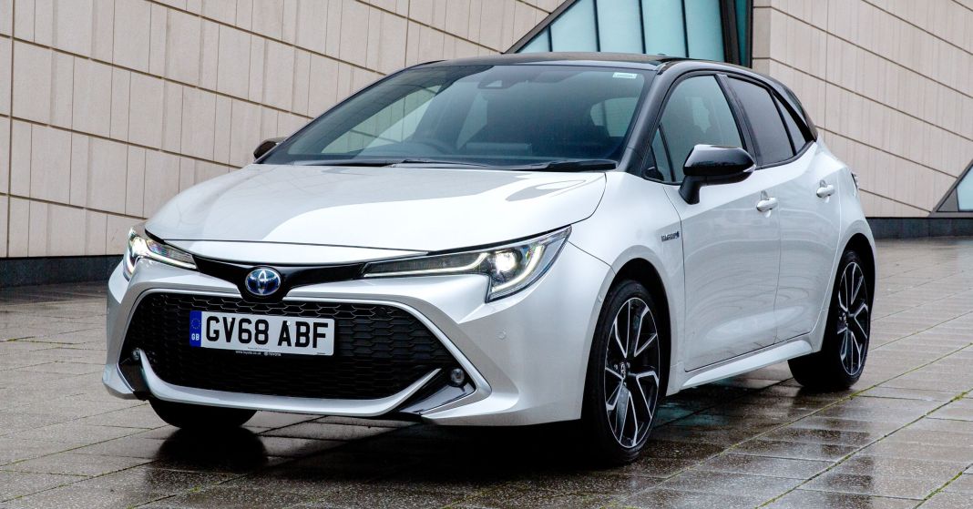 El Toyota más vendido de la historia 5 Motor16 ¿Qué tipo de tecnología está disponible en el Toyota Corolla?