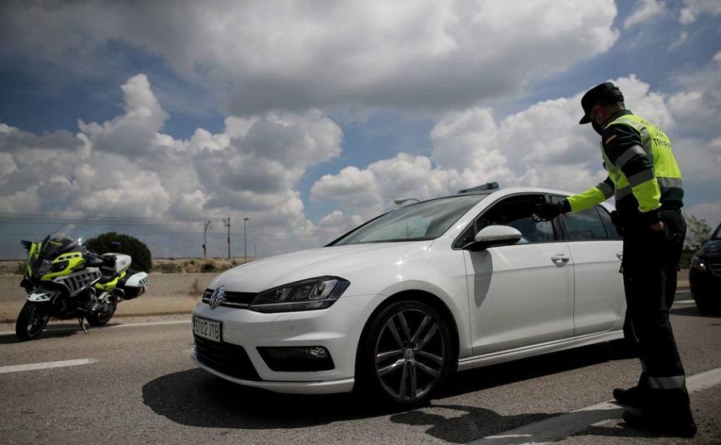 10.000 multas en una semana. La DGT se ha puesto las botas con esta infracción que también cometes 73 Motor16 DGT