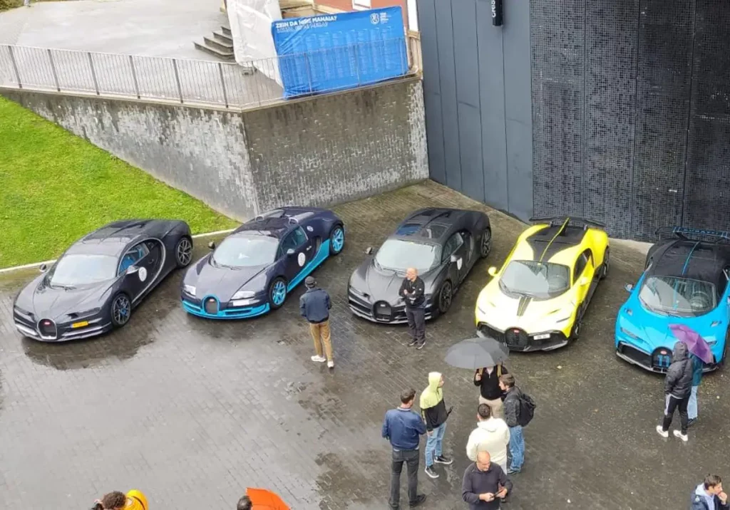 Así son los más de 20 superdeportivos con 30.000 caballos que se están paseando por España 28 Motor16 bugatti