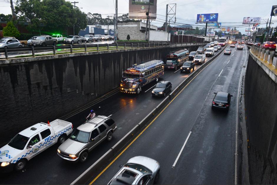 La DGT explica como debes circular por un carril reversible 116 Motor16 ¿Cómo se debe circular por un carril reversible?