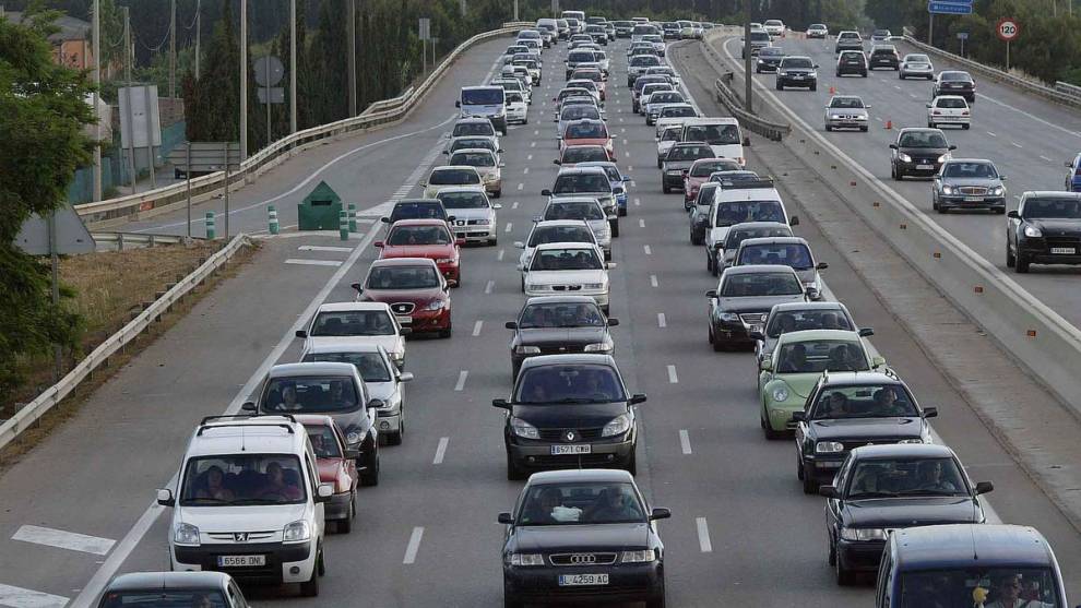 Puente de Todos los Santos: Esta es la artillería que la DGT sacará a las carreteras para controlarte 40 Motor16 vigilar