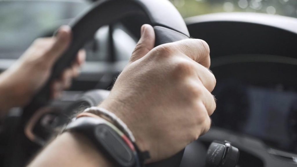 Los inconvenientes que tienen los mayores de 70 que quieren renovar su carnet de conducir 135 Motor16 edad
