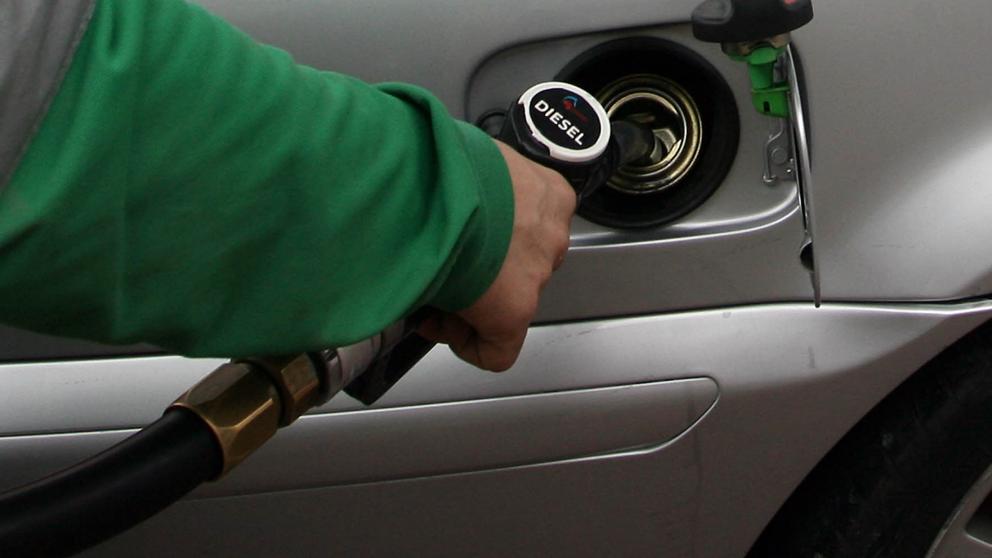 Sin plomo de 95 o de 98: la gasolina que prefiere tu coche y que detesta tu bolsillo 78 Motor16 ¿Qué tipo de gasolina usamos?