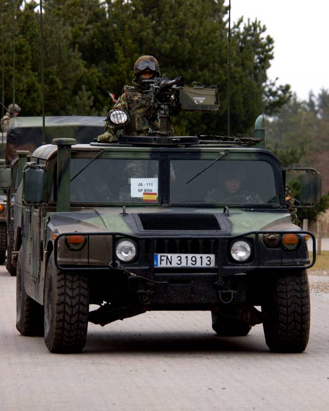 hummer infanteria de marina Motor16