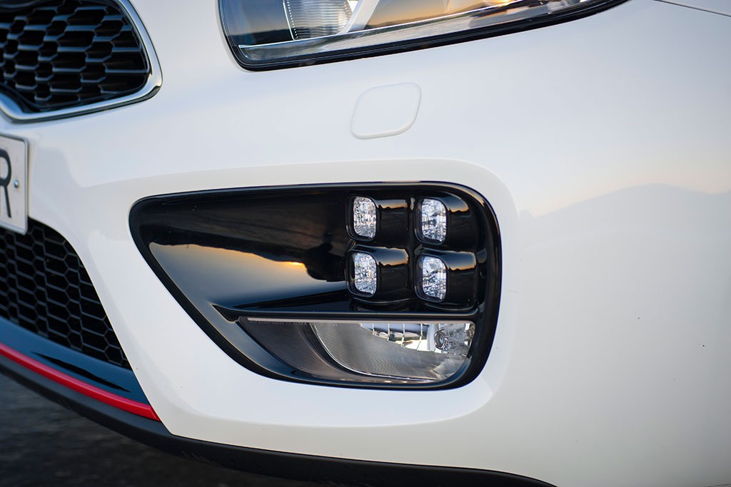 luces antiniebla coche 5 1 Motor16