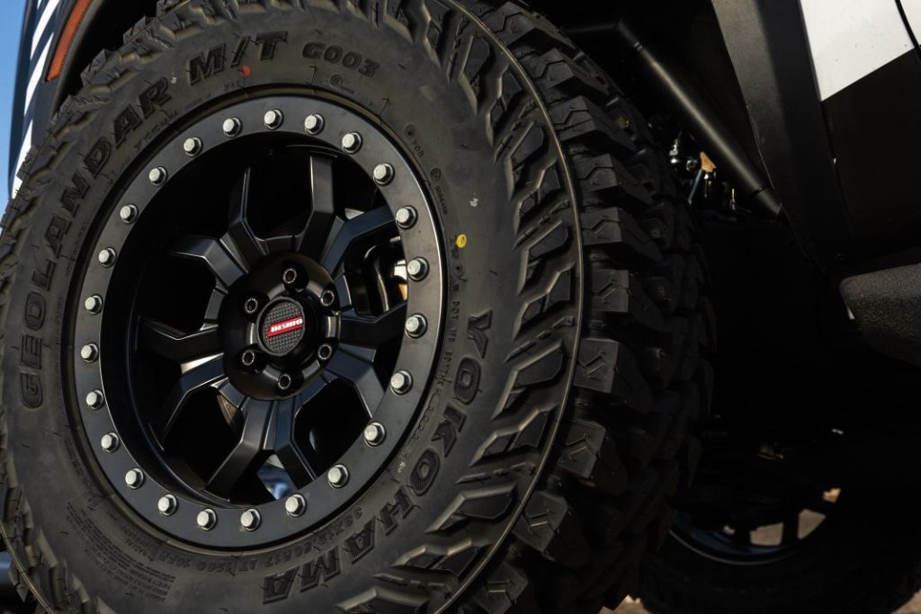 Un Nissan Navara extremo, un X-Trail todototerreno y una berlina atómica son las propuestas de Nissan en el SEMA 2 Motor16 nissan navara frontier sema 2023 5 Motor16